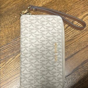 Michael Kors Beige Monogram Wallet